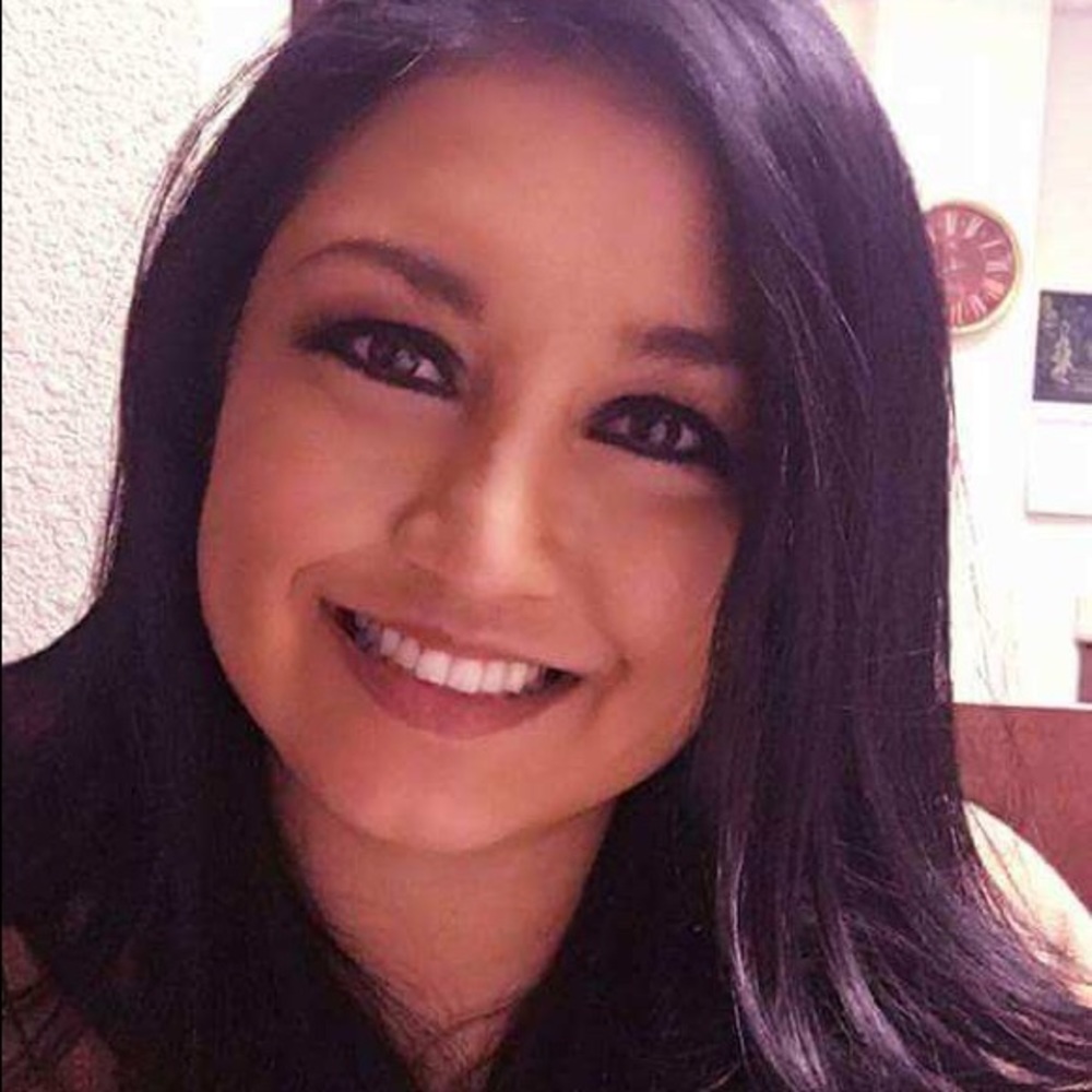 Meet your Posher, Lorena